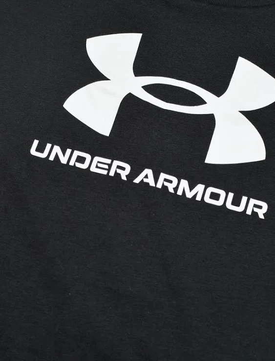 Under Armour Girls' Live Sportstyle Graphic Short-Sleeve T-Shirt