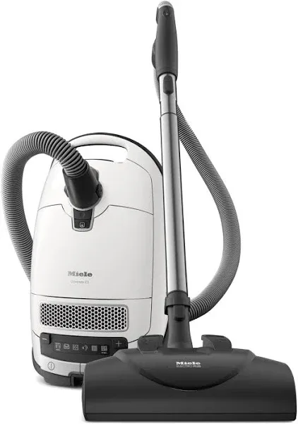 Miele Complete C3 Cat &amp; Dog Canister Vacuum Cleaner. Brand New In Box!