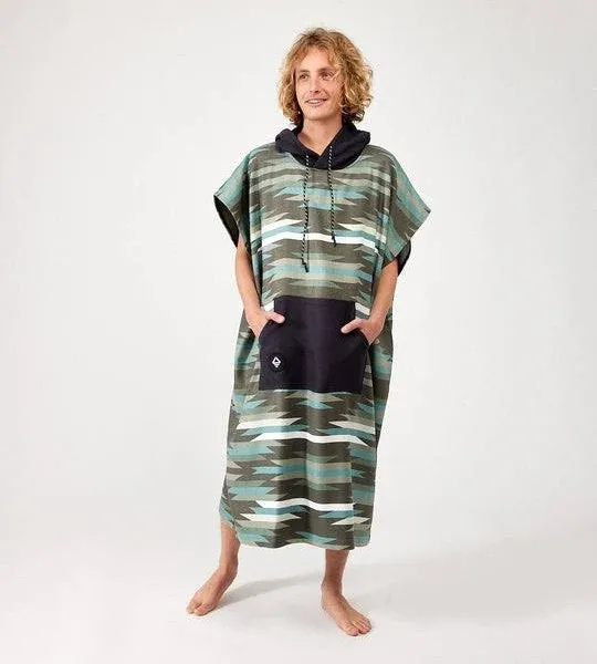 Nomadix Changing Poncho with Front Pocket Storage