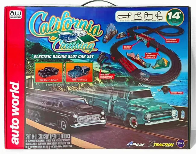 AUTO WORLD 14' California Cruising The Pacific Coast Highway Slot Race Set