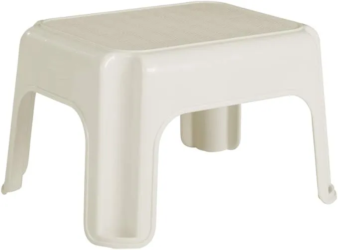 Rubbermaid Step Stool