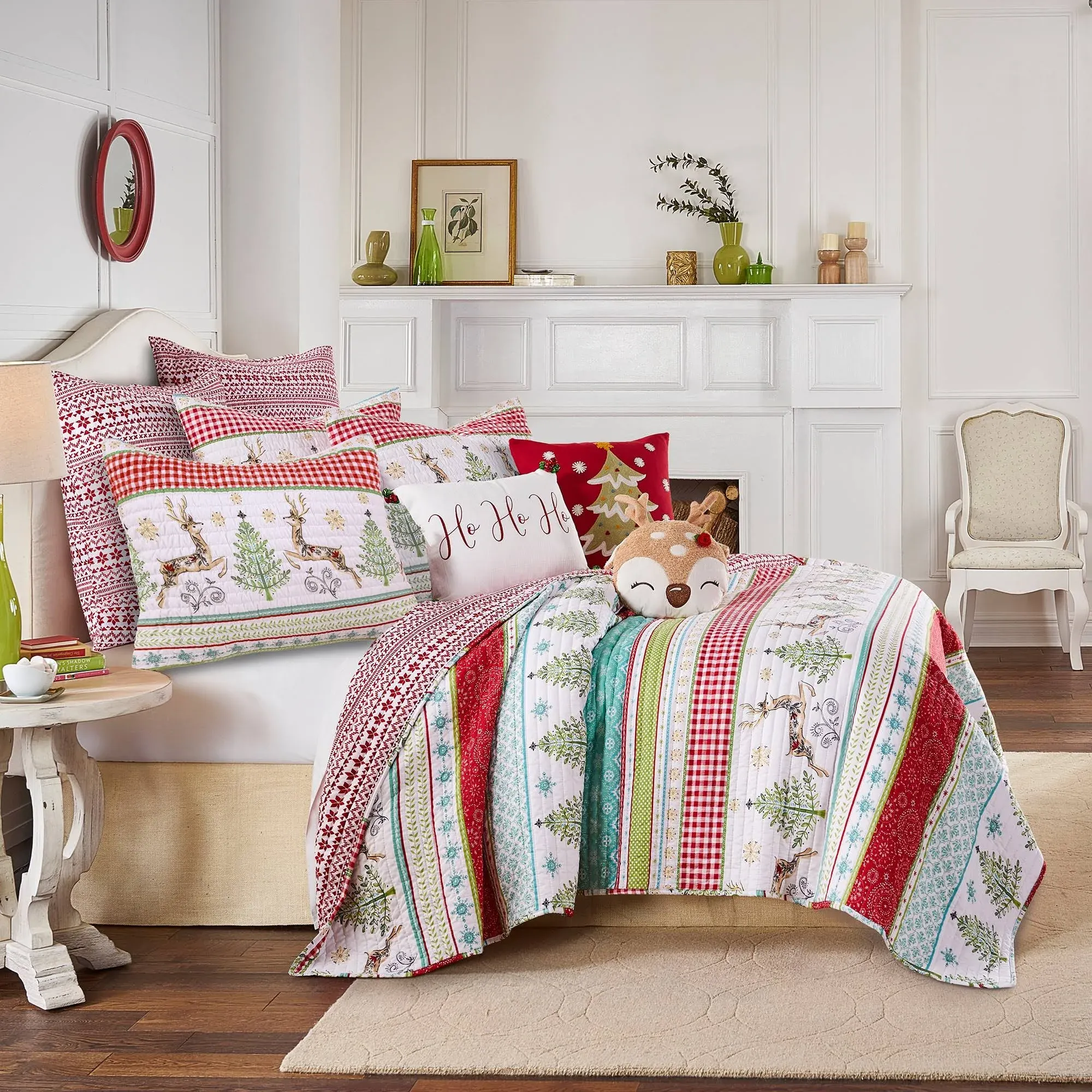 Full/Queen Merry & Bright Comet& Cupid Reversible Quilt - Levtex Home