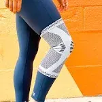 Compressa Knee Compression Sleeve For Women &amp; Men, Knee Braces for Knee Pain - -